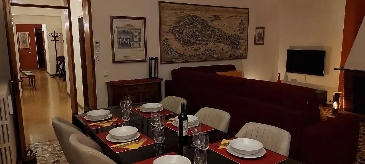 Antico Rio Acqua Dolce Apartment Venice