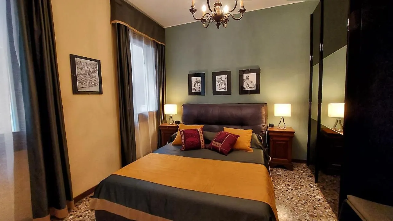 Antico Rio Acqua Dolce Apartment Venice