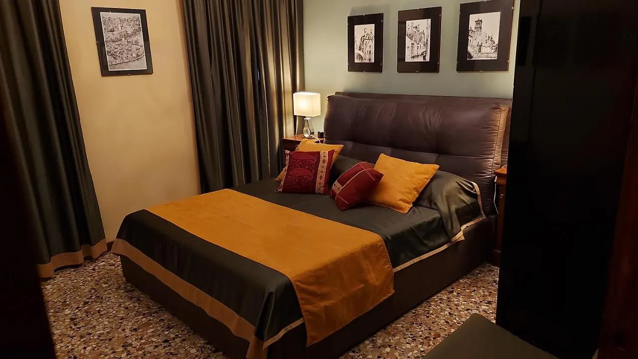 Antico Rio Acqua Dolce Apartment Venice