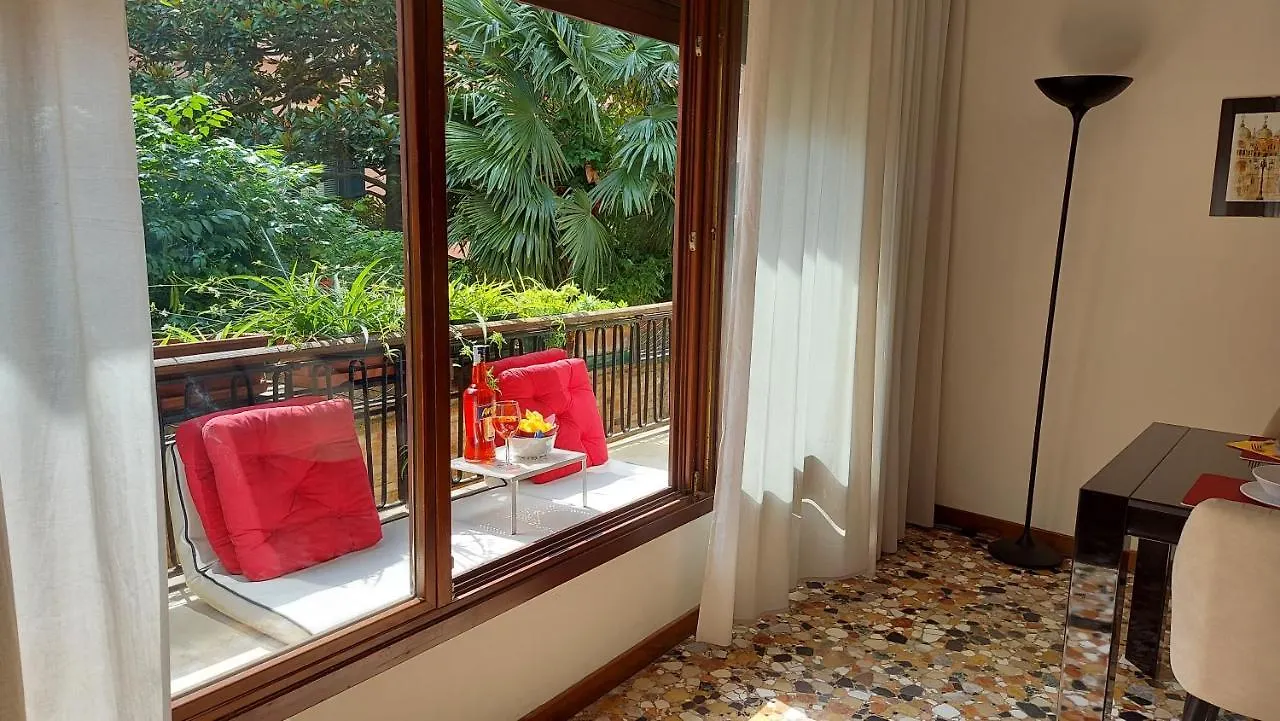 Antico Rio Acqua Dolce Apartment Βενετία 0*,